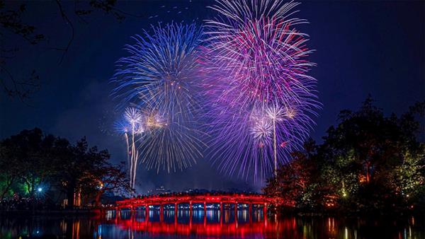 Thủ tướng đôn đốc thực hiện nhiệm vụ phục vụ nhân dân đón Tết Nguyên đán Bính Ngọ