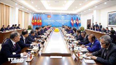 Tổng Bí thư Tô Lâm hội kiến Samdech Techo Hun Sen