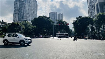 Nhiều khu vực trên cả nước có nắng, một số nơi xuất hiện mưa dông vào chiều tối
