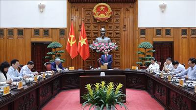 Thủ tướng: Xây dựng ngay kho dầu thô tại Nghi Sơn và tính toán các địa điểm khác