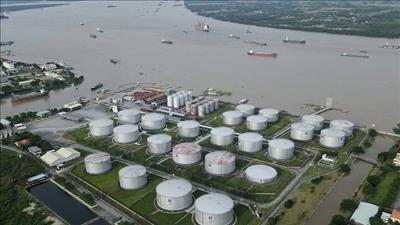 Đề xuất tiếp tục giảm thuế nhập khẩu một số mặt hàng xăng dầu về 0%