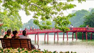 Du lịch Hà Nội tăng trưởng mạnh