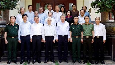 Tổng Bí thư, Chủ tịch nước Tô Lâm thăm các đồng chí nguyên lãnh đạo Đảng, Nhà nước