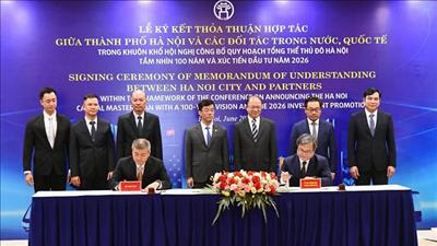 Hà Nội ký 18 biên bản ghi nhớ hợp tác về khoa học công nghệ, đổi mới sáng tạo và chuyển đổi số