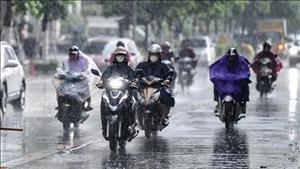 Bắc Bộ và Nam Bộ có mưa dông, Trung Bộ ngày nắng