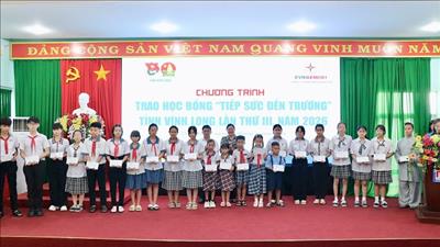 Công ty Nhiệt điện Duyên Hải chắp cánh tương lai từ những suất học bổng nghĩa tình