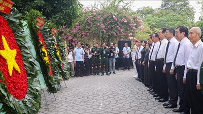 Thủ tướng Lê Minh Hưng: Bằng mọi giá, phải nỗ lực, quyết tâm cao nhất để tìm kiếm, quy tập và xác định danh tính hài cốt liệt sĩ