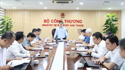 Đẩy nhanh tiến độ các dự án lưới điện truyền tải trọng điểm