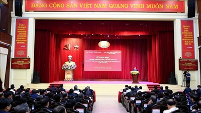 Khai mạc chương trình bồi dưỡng, cập nhật kiến thức đối với Ủy viên Trung ương Đảng khóa XIV