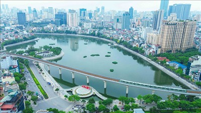 Bắc Bộ và Nam Bộ cục bộ có mưa to, Trung Bộ tiếp tục nắng nóng