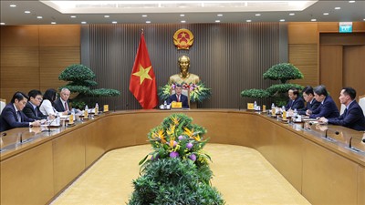 Thủ tướng Lê Minh Hưng điện đàm với Thủ tướng Đức Friedrich Merz