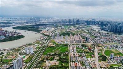 TPHCM quyết tâm hoàn thành mục tiêu tăng trưởng GRDP trên 10% năm 2026