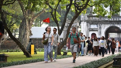 Khách quốc tế đến Việt Nam tăng nhanh, đạt gần 16 triệu lượt trong 8 tháng