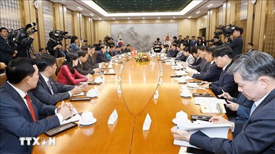 Chủ tịch Quốc hội Trần Thanh Mẫn hội đàm với Chủ tịch Quốc hội Hàn Quốc Cho Jeong Sik