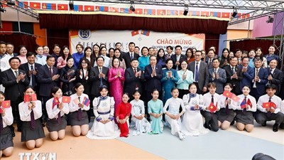 Chủ tịch Quốc hội thăm Trường mang tên Chủ tịch Hồ Chí Minh tại Mông Cổ