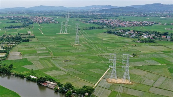 Tập trung xây dựng kết cấu hạ tầng đồng bộ