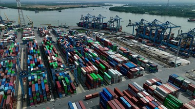 Cán cân thương mại hàng hóa tháng 9/2026 xuất siêu trở lại