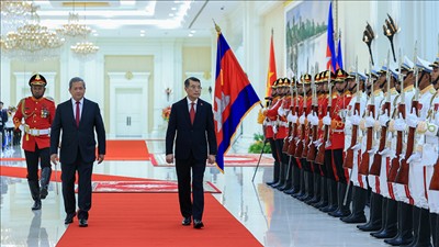 Thủ tướng Campuchia Hun Manet chủ trì lễ đón chính thức Thủ tướng Lê Minh Hưng
