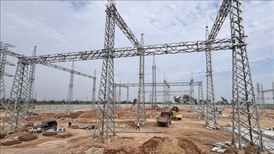 Lãnh đạo EVNNPT kiểm tra tiến độ dự án trạm biến áp 220kV Yên Dũng và đường dây đấu nối
