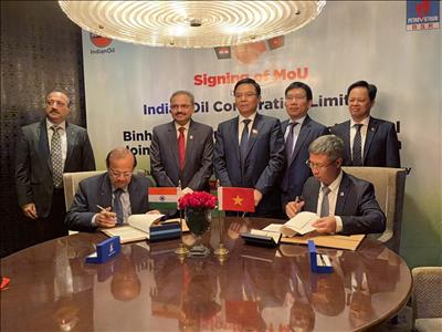 Việt Nam ký kết hợp tác với Công ty Dầu khí Ấn Độ